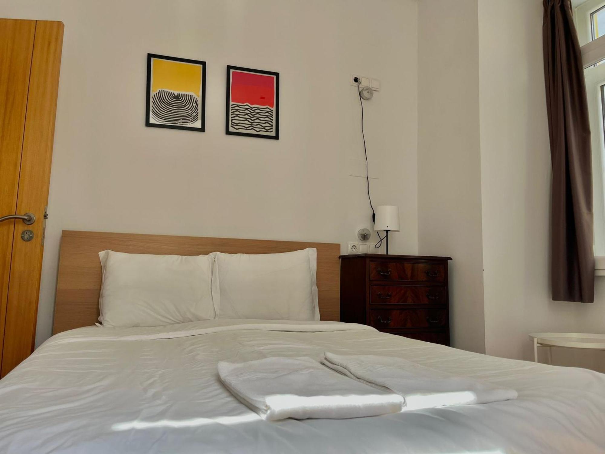 3 Bedroom Apartment - Bairro Alto Residence Lisbon Luaran gambar